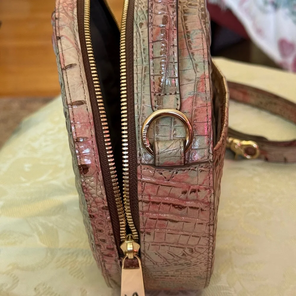 Brahmin Lane Multicolor Round Crossbody Bag - Like new - Picture 4 of 4